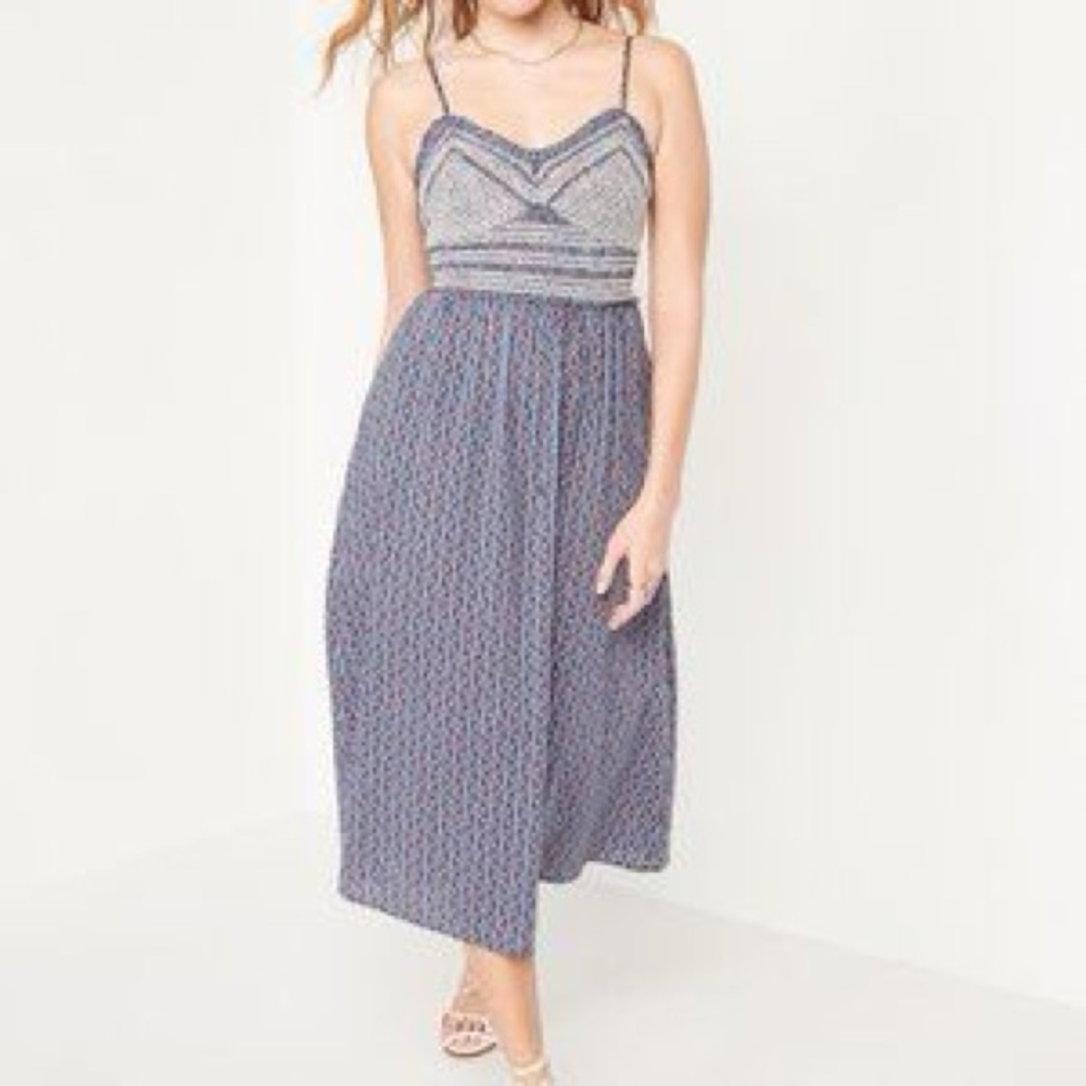 Fit & Flare Sleeveless Embroidered Bodice Midi Dress